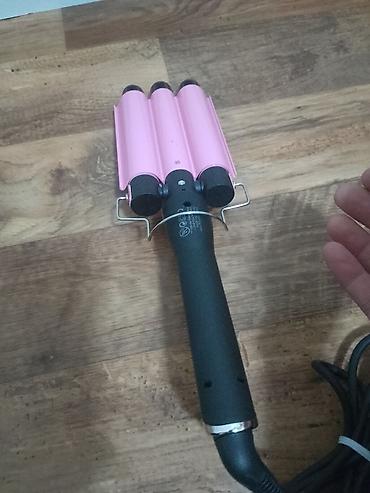 Figaro za kosu: Figaro-Trostruki uvijac za talasastu kosu je potpuno ispravan, u — 3