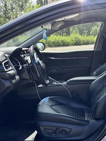 Toyota: Toyota Camry: 2018 г., 2.5 л, Автомат, Бензин, Седан — 7