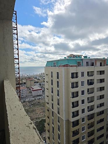 Mənzillər: 3 otaqlı, Yeni tikili, m. Xətai, 106 kv. m — 4