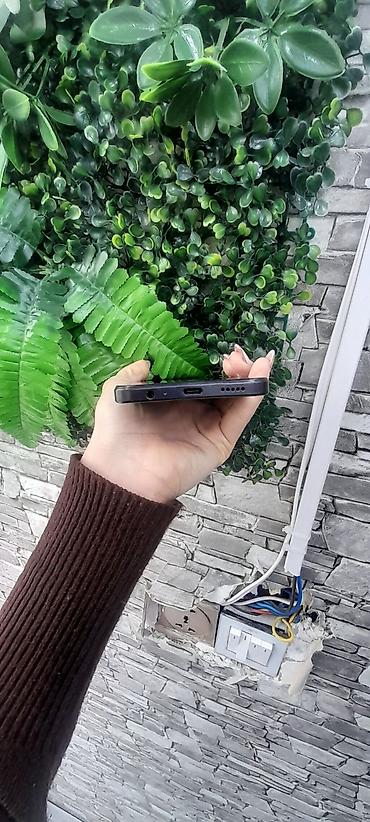 isdenmis telefonlar: Honor X6a, 128 GB, rəng - Qara, Zəmanət — 4