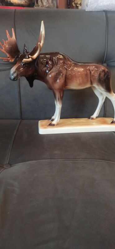 Fiqurlar: Fiqur, Keramika, rəng - Qırmızı