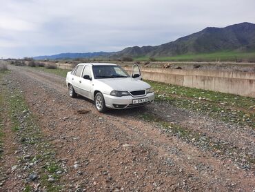 Daewoo: Daewoo Nexia: 2012 г., 1.6 л, Механика, Бензин, Седан