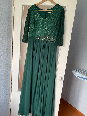 44 размер платье в Кыргызстан | Платья: Продам платье! Одевалась один раз 
Размер 52-54 (советский )