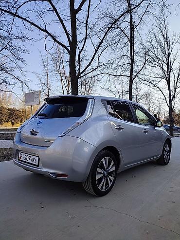 Nissan: Nissan Leaf: 2014 г., 5.5 л, Автомат, Электромобиль, Хэтчбэк — 5