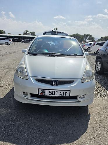 мухабойка на фит: Honda Fit: 2002 г., 1.3 л, Вариатор, Бензин, Хэтчбэк — 7