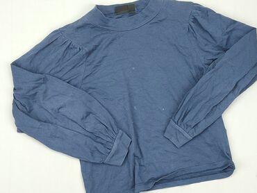 bluzka z paskami na plecach: Sweatshirt, 10 years, 134-140 cm, condition - Good