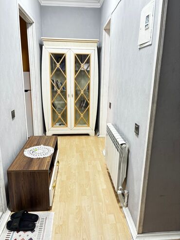 Uzunmüddətli kirayə mənzillər: Kirayə üçün tam təchiz olunmuş 2 otaqlı mənzil - Yataq otağı: iri — 9