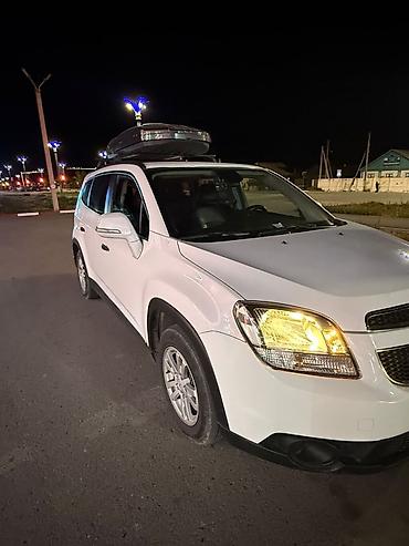 Chevrolet Orlando: 2016 г., 2 л, Вариатор, Газ, Минивэн