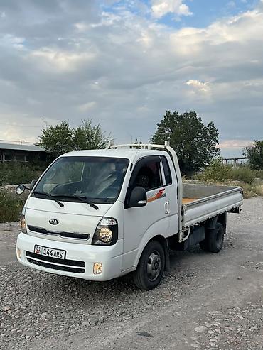 мото бокс: Легкий грузовик, Kia, Стандарт, 3 т, Б/у — 1