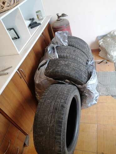 Шины: Продаются зимние шины Mercedes Benz 221 . Параметры 245/50 R 18 
……