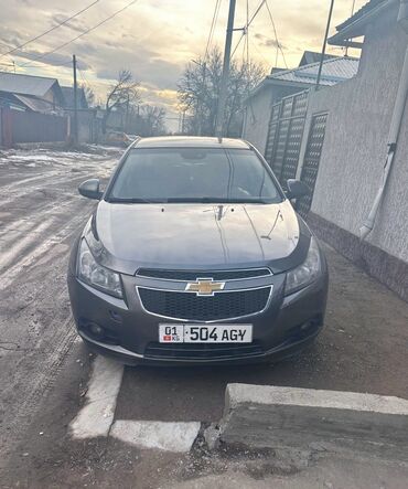 Chevrolet: Chevrolet Cruze: 2011 г., 1.6 л, Механика, Бензин, Седан