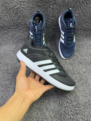 сороконожки для футбола адидас: Эркектердин кроссовкасы, 35.5, Adidas, Жаңы, түсү - Кара, Акысыз жеткирүү
