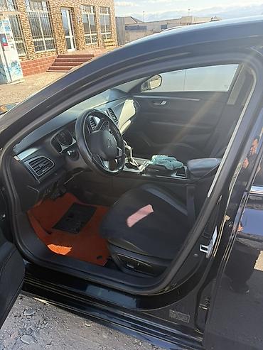 Renault: Renault : 2018 г., 2 л, Автомат, Газ, Седан — 12