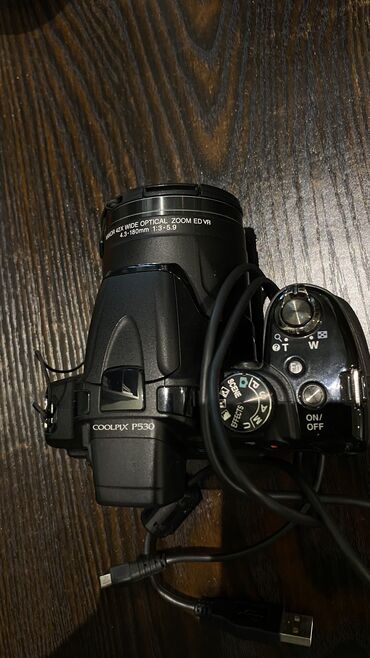 Fotokameralar: Nikon Coolpix P530 Həm maddi həm mənəvi olaraq dəyərlidir. Real