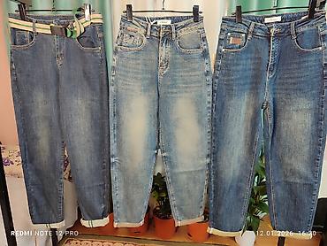 Джинсы: Женские джинсы из плотного денима, несколько вариантов кроя и — 17