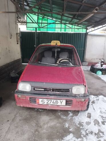 авто акумлятор: Daihatsu : 1992 г., 1 л, Механика, Бензин