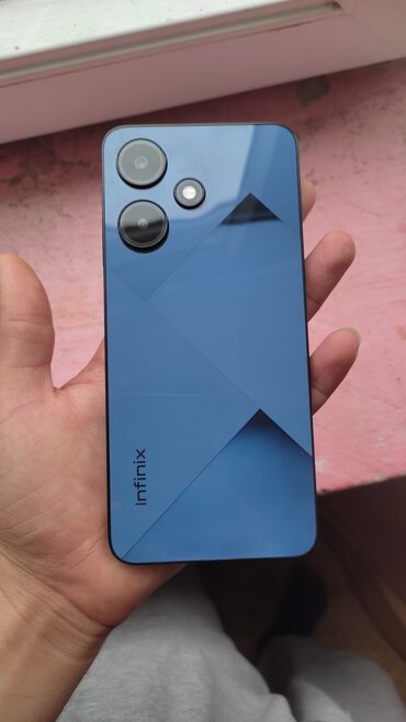 astara ev alqi satqisi: Infinix HOT 30i, 4 GB, rəng - Qara, Zəmanət