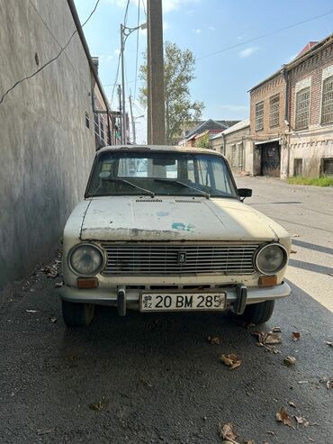 lada niva 1981: VAZ (LADA)