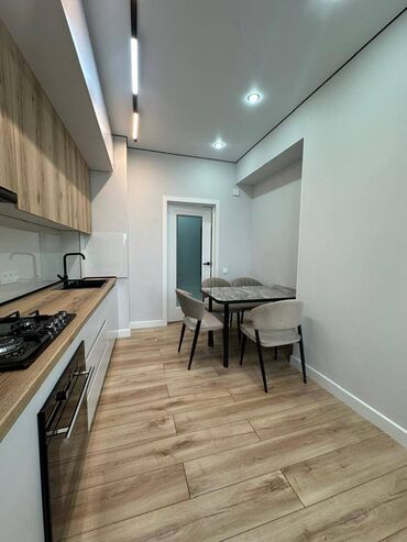 планировка дома: 3 комнаты, 90 м², Элитка, 11 этаж, Дизайнерский ремонт