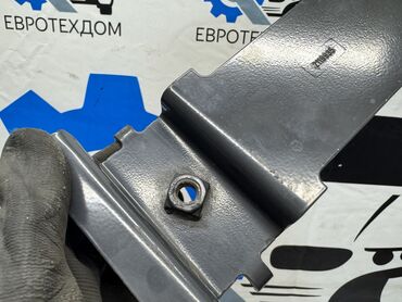 Другие автозапчасти: Кронштейн Scania R450 2017 Контрактный из Германии, в отличном — 8