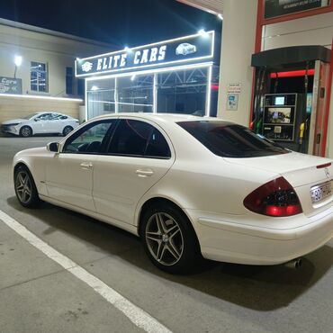 Mercedes-Benz: Mercedes-Benz E-Class: 2.2 l | 2006 il Sedan — 3