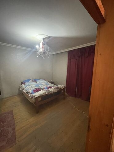 Həyət evləri və villaların satışı: Salam EV təcilli satillir pula ehtiyyac oldqu ücün aldiqim qiymətdən — 8