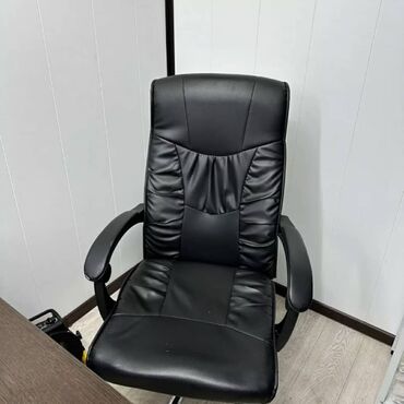 мебел шванер: Кресло руководителя, Новый