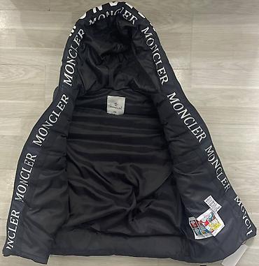 Prsluci: Prsluk Nike, bоја - Crna — 4