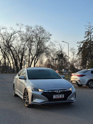 Hyundai: Hyundai Elantra: 2019 г., 1.6 л, Автомат, Бензин, Седан