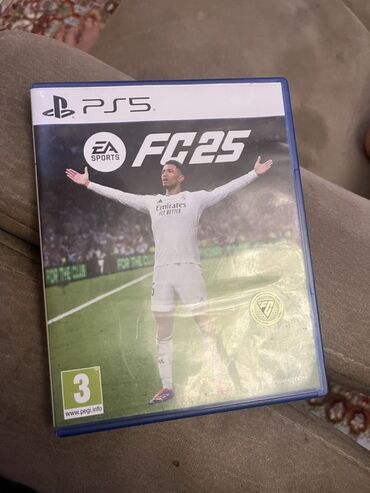 аренда игр ps4: EA Sports FC 25 для PS5 — диск в коробке - Платформа: PlayStation 5 -