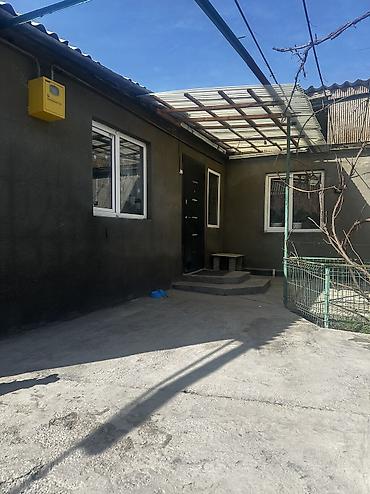 Продажа коттеджей и домов: Продаётся дом 108 квадратов участок 8 соток на участке — 3