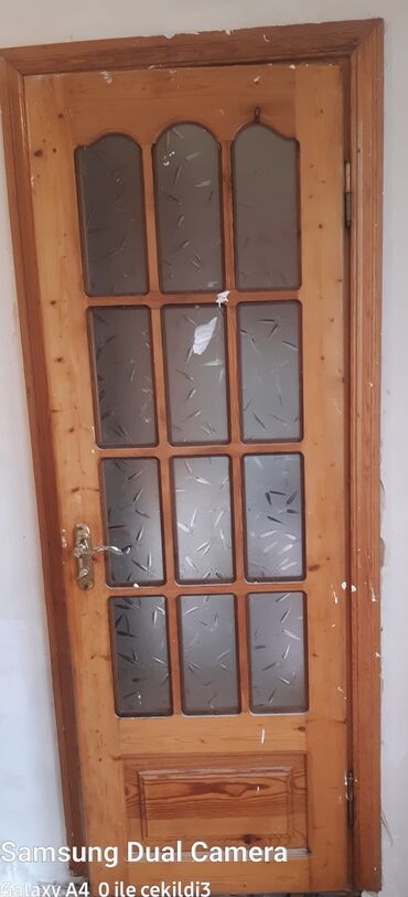 otax qapları: Taxta şüşəli otaq qapısı - Material: təbii ağac karkas, şüşə at lalafo.az otax qapları: Taxta şüşəli otaq qapısı - Material: təbii ağac karkas, şüşə