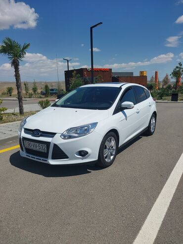 Ford: Ford Focus: 1.6 l | 2013 il | 90000 km Hetçbek