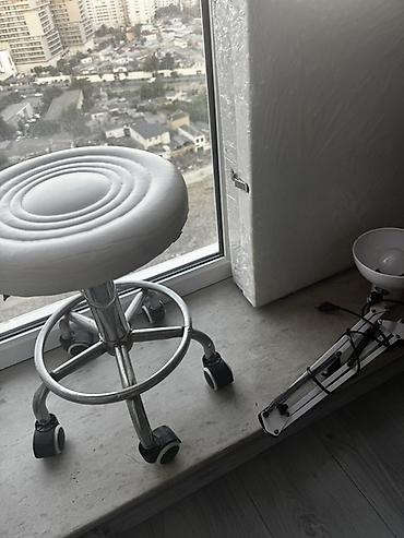 Salon, tibbi mebel: 3 Mehsul birlikde bu qiymete. Kusetka Lampa ve stuli hamisi birlikde — 3