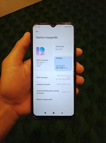 где можно продать ноутбук: Xiaomi 32 ГБ, цвет - Черный, 
 Две SIM карты — 3