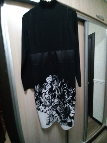 чёрное платье: Вечернее платье, Классическое, Средняя модель, С рукавами, XL (EU 42)