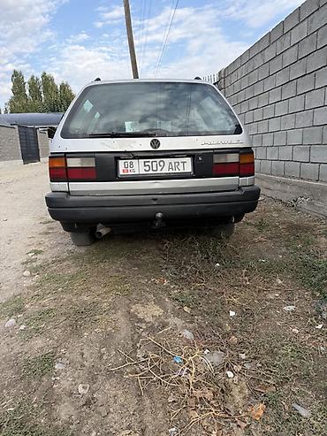 Volkswagen: Volkswagen Passat Variant: 1991 г., 1.8 л, Кол менен иштөөчү, Бензин, Универсал — 3