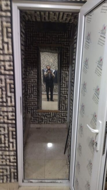 Ofislər: Kirayə/ofis üçün kiçik sahə – koridorlu və ayrıca otaqlı — 6