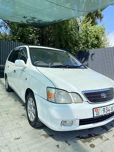 минивэн китайский: Toyota Ipsum: 2003 г., 2 л, Автомат, Бензин, Минивэн — 2