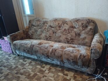 детская кроватка с комодом и пеленальным столиком: Ашкана үчүн жумшак бурчек, Колдонулган, Өзү алып кетүү