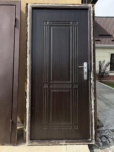 20 сомдо кимдин суроту бар: Үйлөр жана батирлер үчүн эшик, Брондолгон, Эки эшиктүү, Россия, Сол жакта, түсү - Күрөң — 2