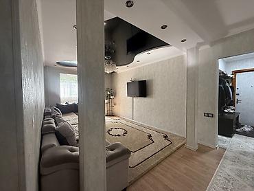 Продажа квартир: 3 комнаты, 60 м², 104 серия, 5 мкр 104 серия, 1 этаж, Косметический ремонт — 3