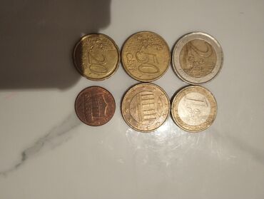 куплю старинные монеты: Продаю свою коллекцию, есть старинные от 1961 года. Есть валюты других