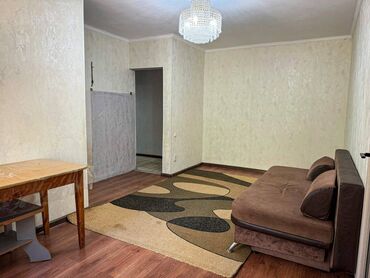арендовать квартиру для офиса: 2 бөлмө, 43 кв. м, Хрущевка, 1 кабат, Косметикалык ремонт