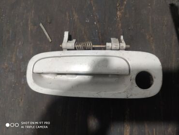 Дверные ручки: Зарчасти ручки тайота Мазда обшивка стоп фара ипсум Микра Ниссан Гайя — 4