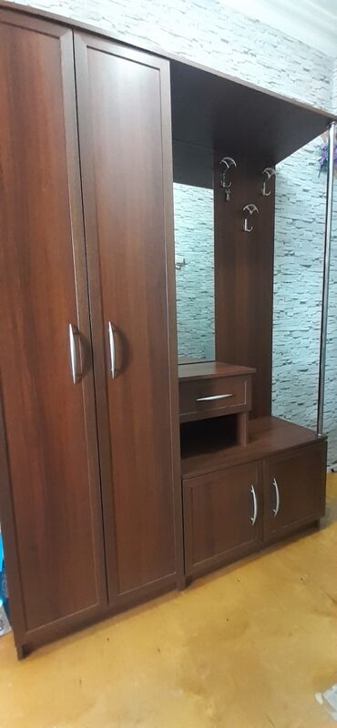 шкаф сейф металлический: İşlənmiş, Açılan, 2 qapılı Düz dolab, Dəhliz dolabı