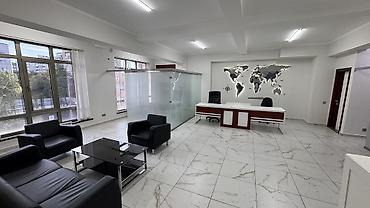 москва сити бишкек: Аренда офисов, 105 м², В жилом комплексе, 1 линия, С оборудованием, С отдельной кухней — 1