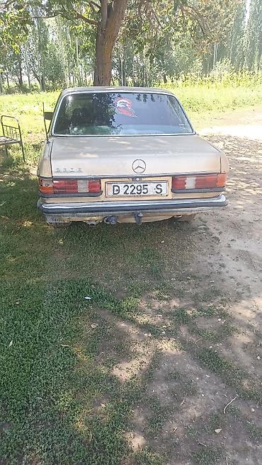 для фар: Mercedes-Benz W123: 1982 г., 2.3 л, Механика, Седан — 5
