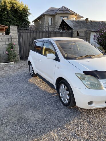 Toyota: Toyota ist: 2003 г., 1.5 л, Автомат, Бензин — 4