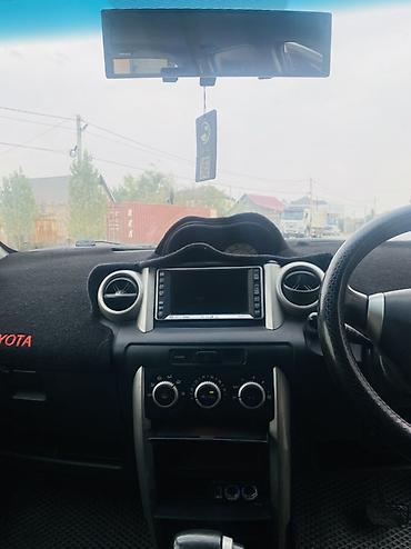 Toyota: Toyota ist: 2003 г., Автомат, Бензин, Хэтчбэк — 8